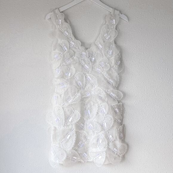 Cynthia Rowley Elle Embellished Heart Dress Size 4 White 3D - Picture 4 of 9